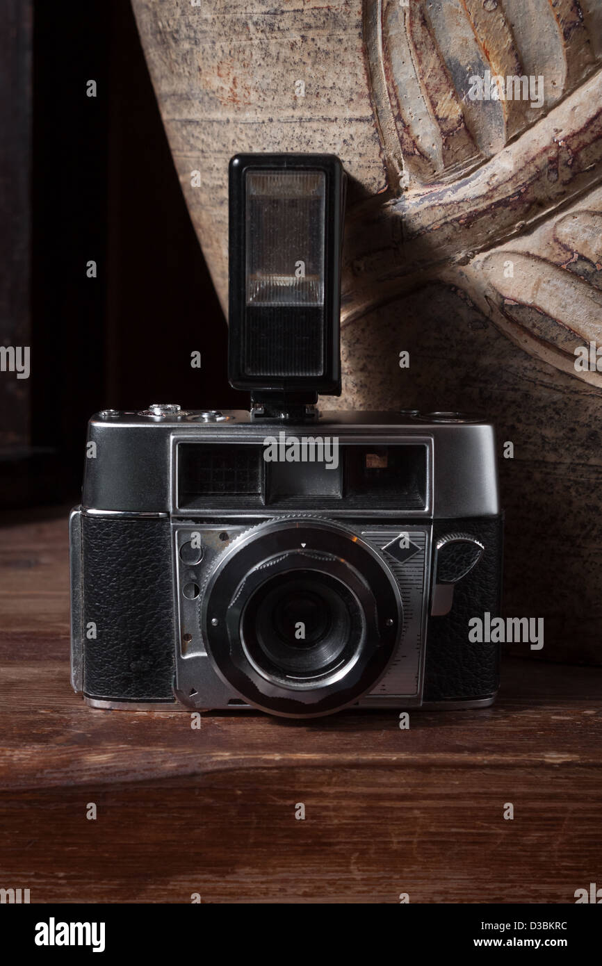 Vintage camera flash hires stock photography and images Alamy