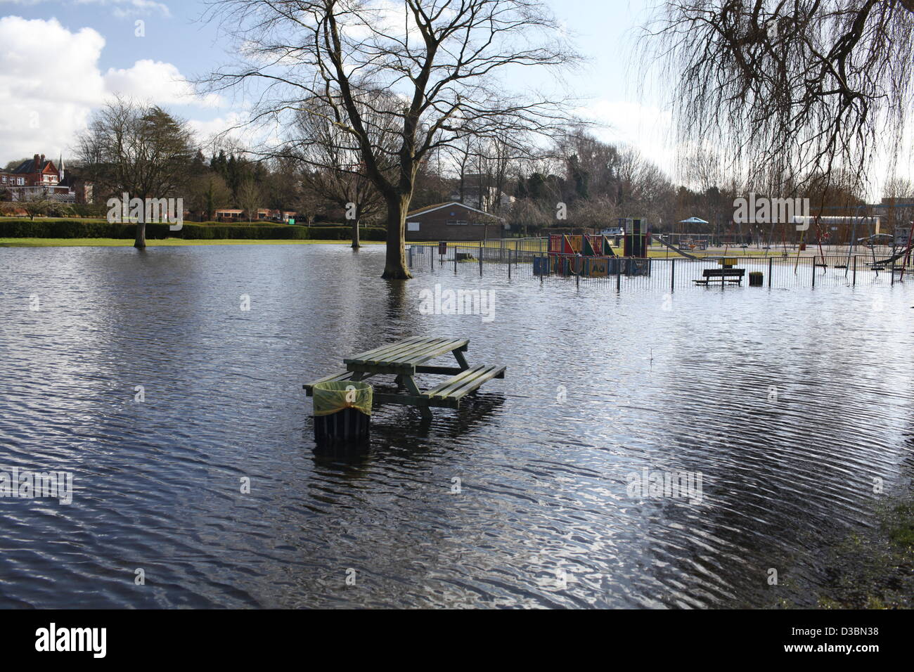 Gadebridge Park, Hemel Hempstead, UK. 15th February 2013. Flooding in