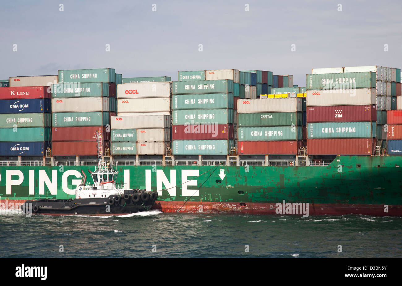 Container Ship arriving with the assistance of Port Botany Harbour Tugs ...