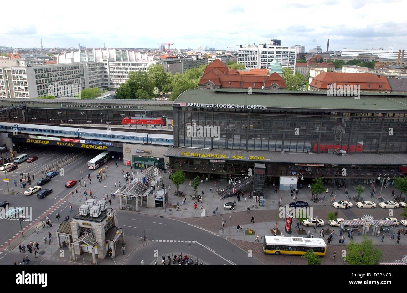 Dpa A View Of The Famed Bahnhof Zoologischer Garten Train