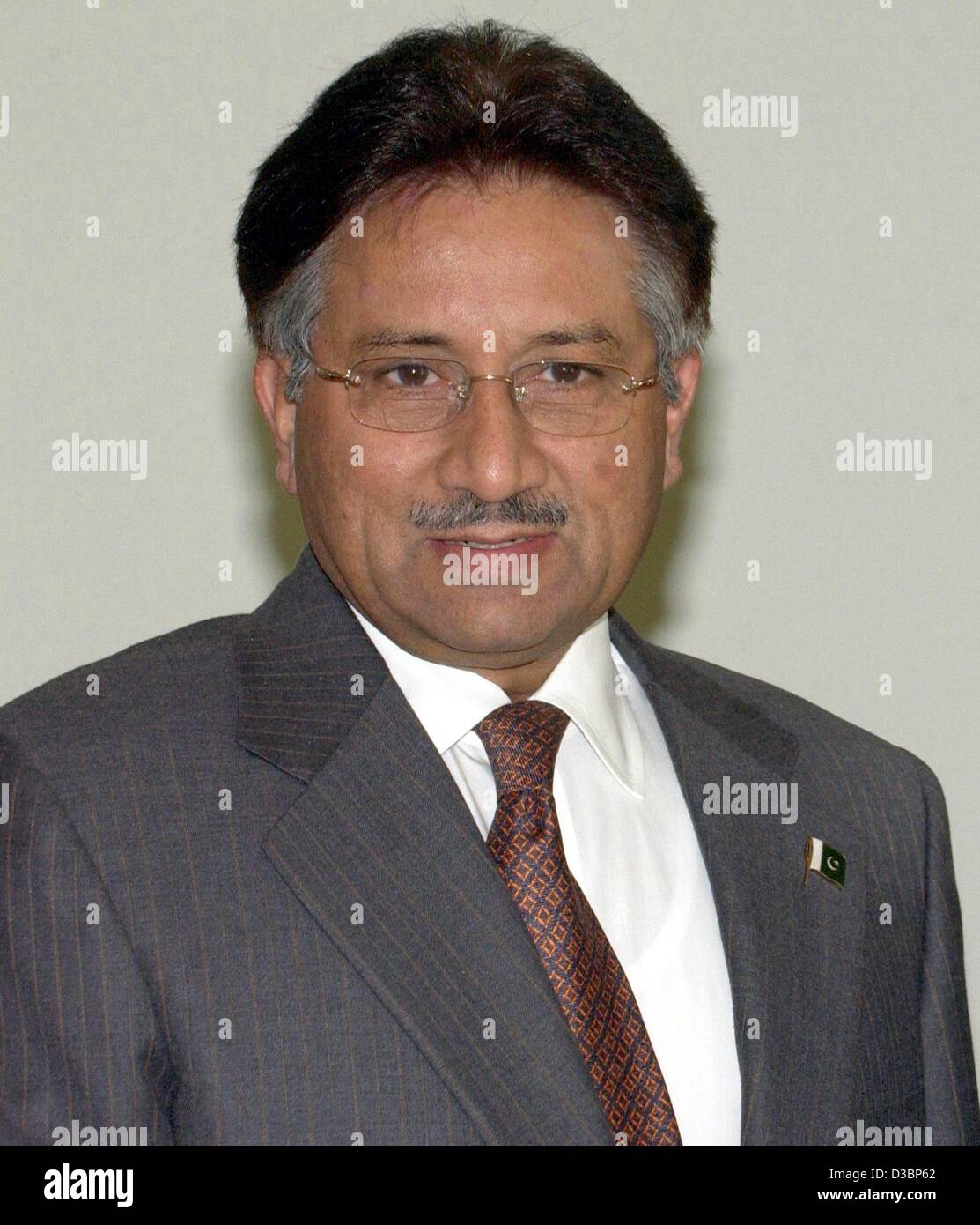 (dpa) - General Pervez Musharraf, President of Pakistan, pictured in Berlin, 30 June 2003. Stock Photo