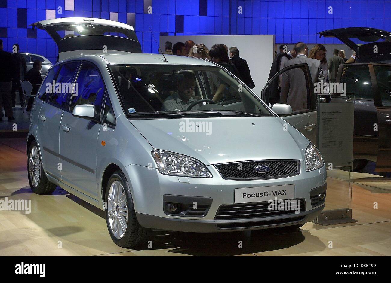 (dpa) - The new Ford FocusC-Max is exhibited at the international auto show IAA in Frankfurt, 12 September 2003. From 12 September until 21 September the fair with around 1,000 exhibitioners from 42 countries is open for the public. About 850,000 visitors are expected. Stock Photo