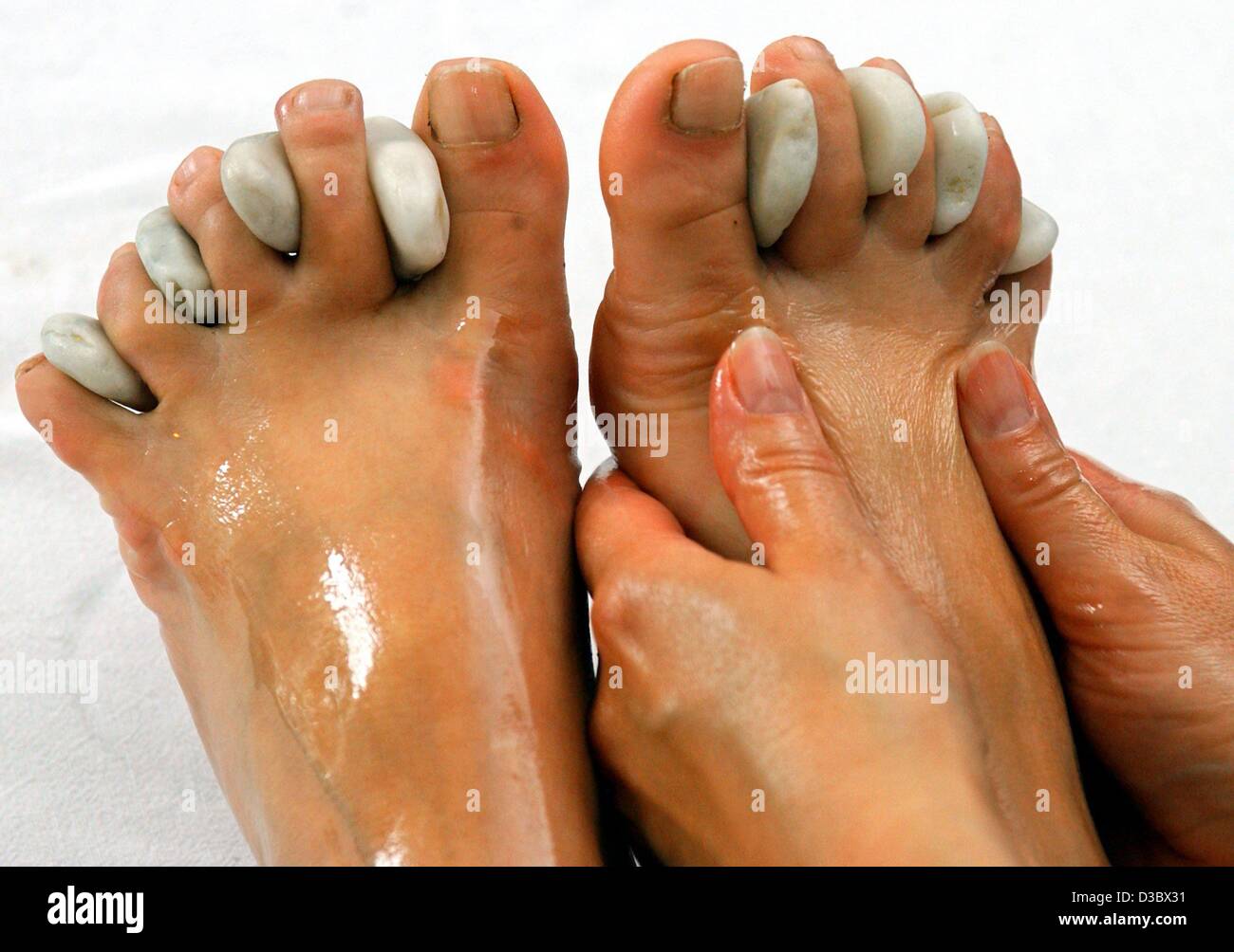 Asian Toes