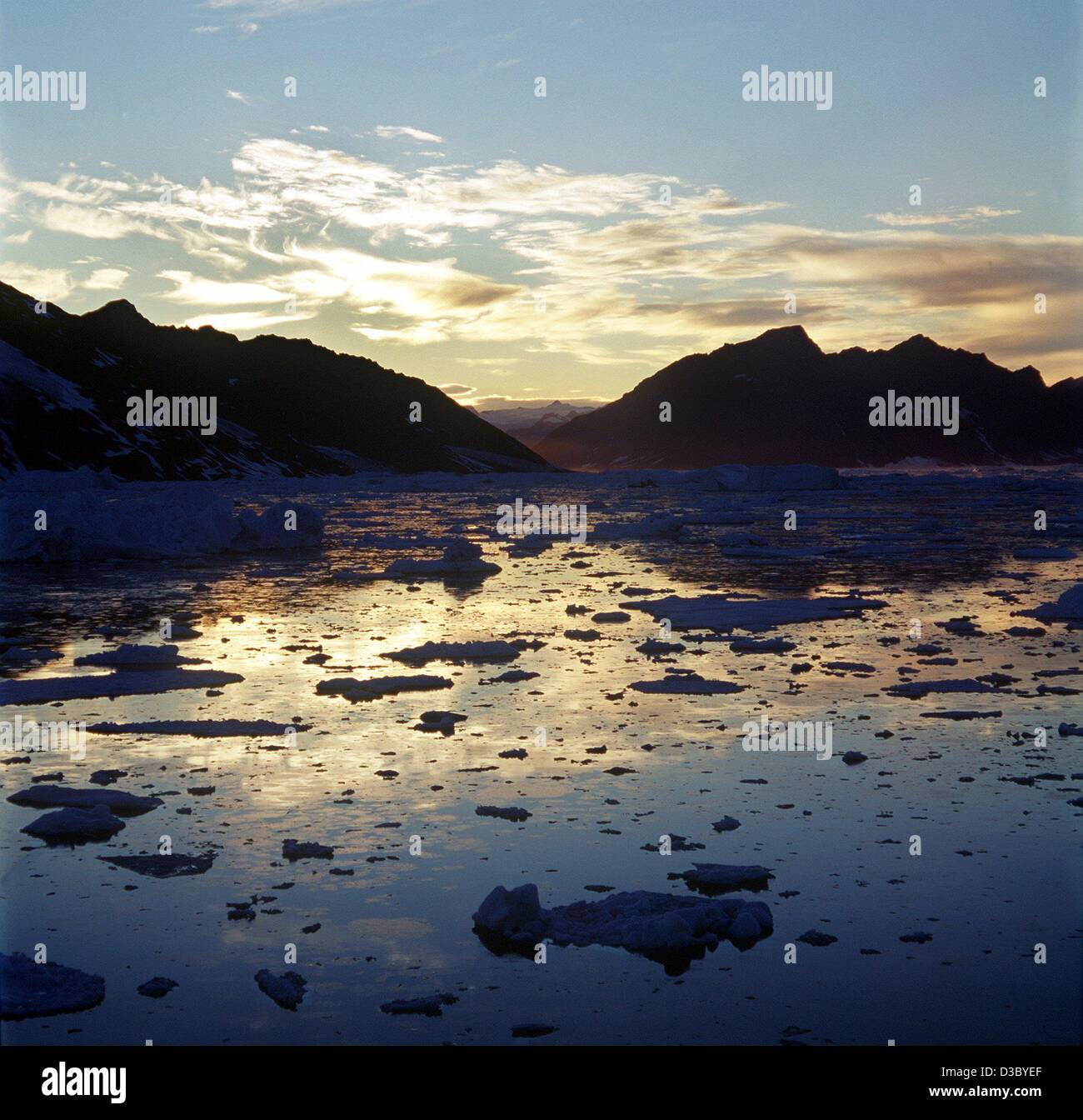 Scoresby Sund High Resolution Stock Photography and Images Alamy