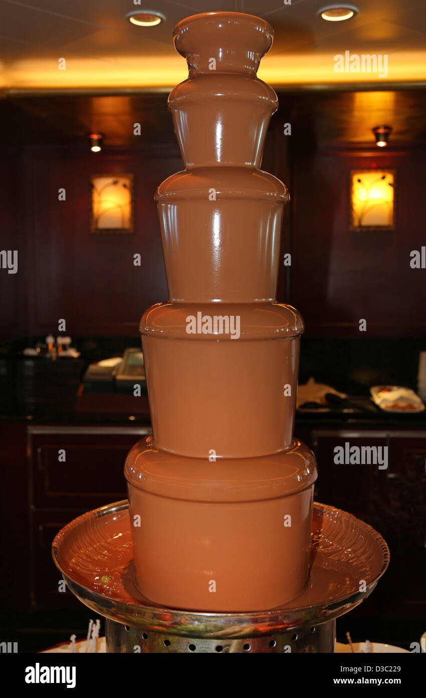 Chocolate Fountain High Resolution Stock Photography and Images Alamy