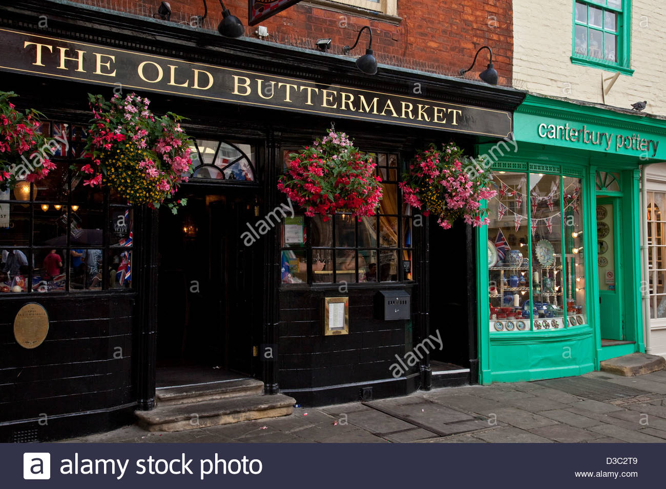 The Old Buttermarket Pub And Pottery Shop, Burgate, Canterbury, Kent Stock Photo 53740745 Alamy