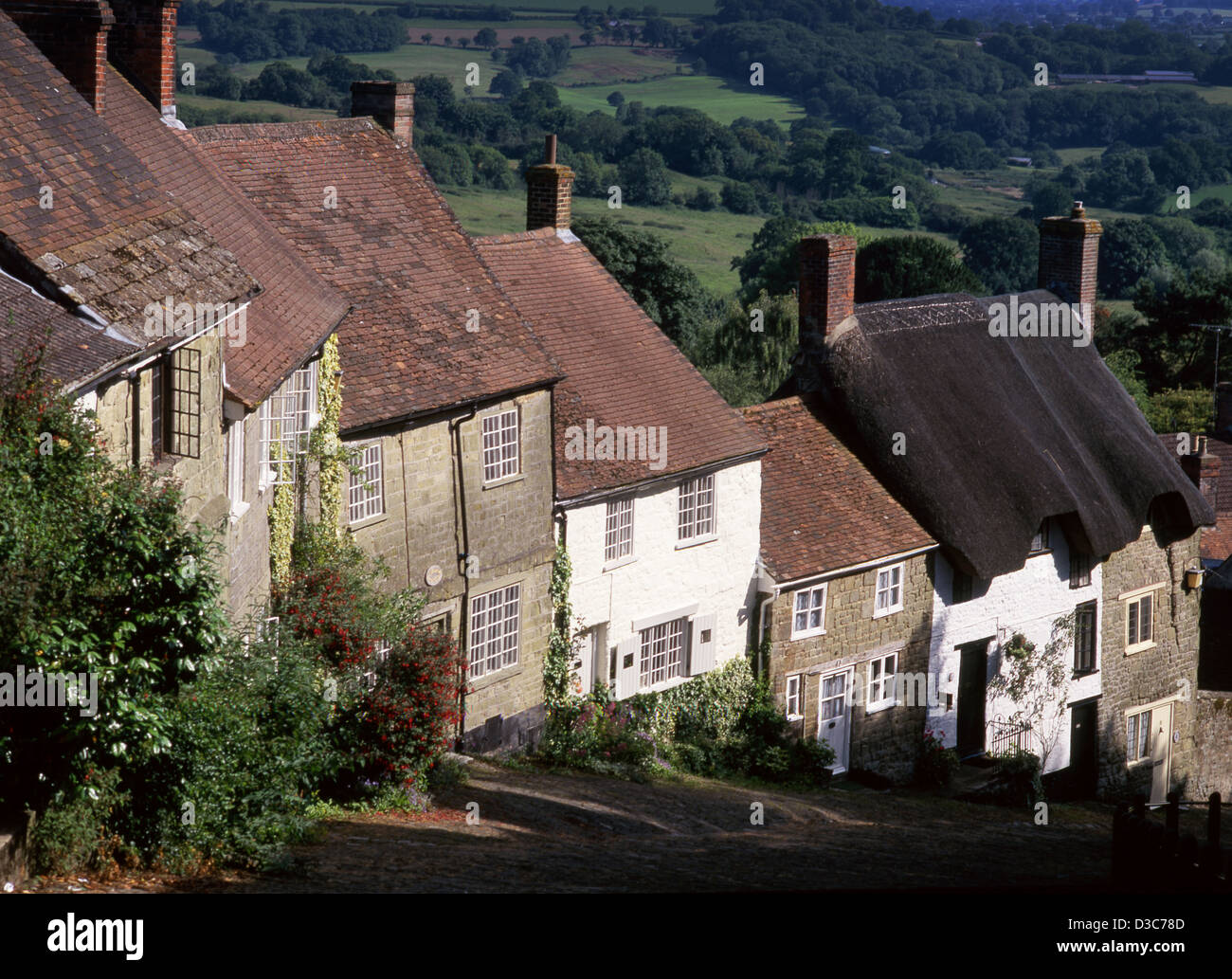 Gold Hill Shaftesbury Dorset England UK Stock Photo Alamy