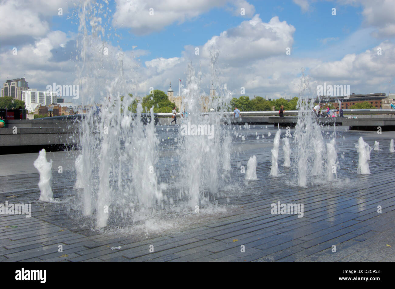 Fountains on the South Bank in London, England Stock Photo Alamy
