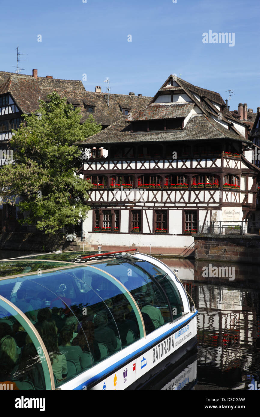 France, Alsace, Basrhin, Strasbourg, La Petite France, Restaurant Maison Des Tanneurs, Tour