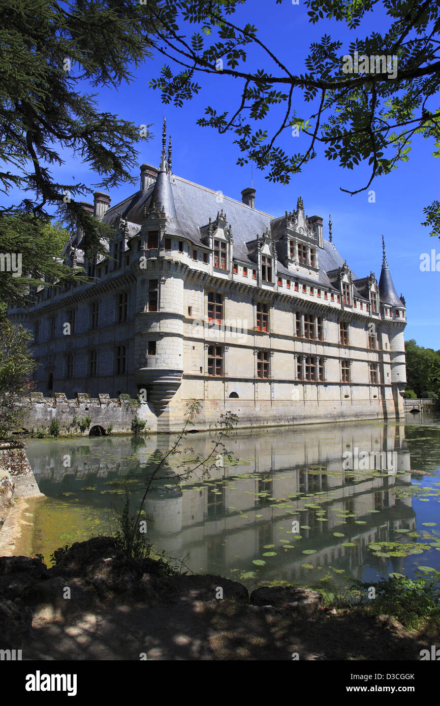 France, Loire Valley, Azay-le-rideau, Indre-et-loire, Chateau De Azay Le Rideau On The Indre River. Stock Photo