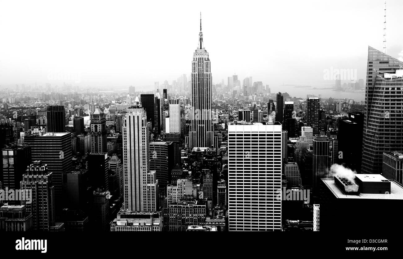 New york cityscape black and white hi-res stock photography and images ...