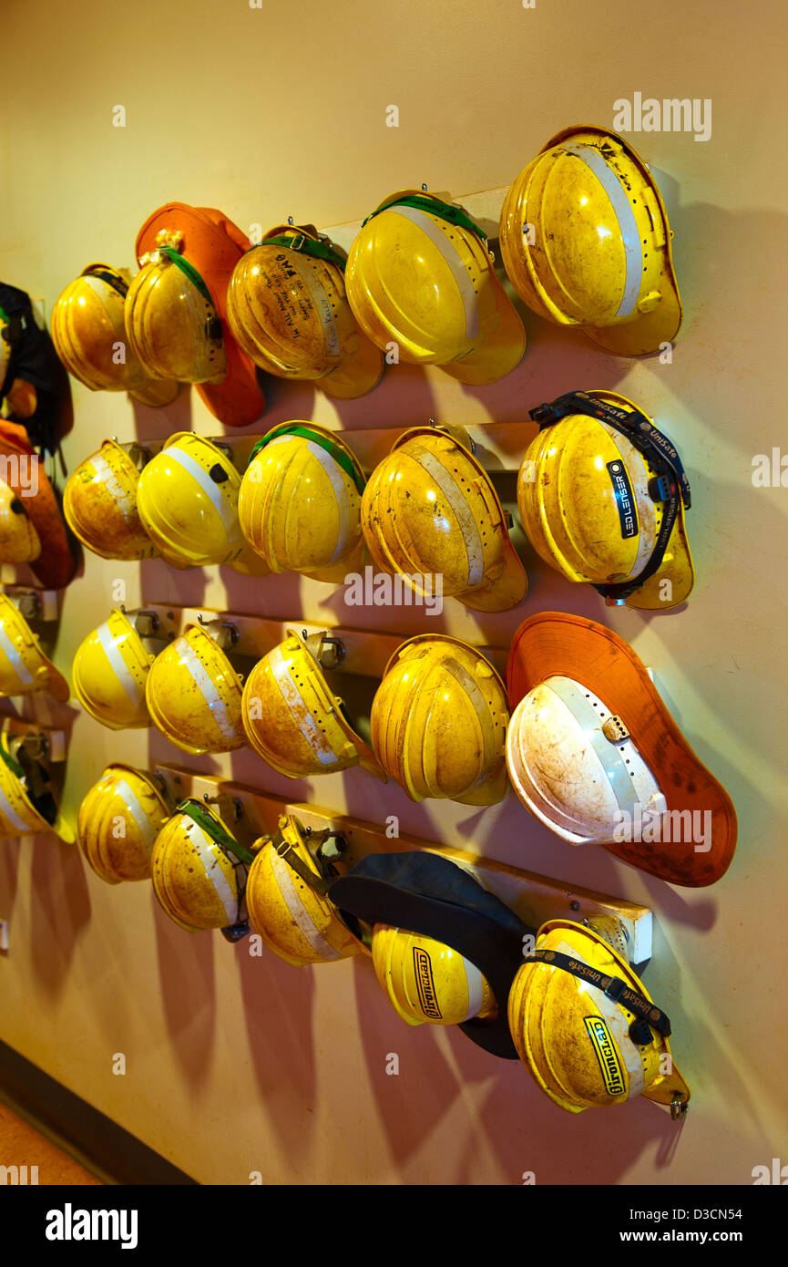Industrial hard hat hi-res stock photography and images - Alamy