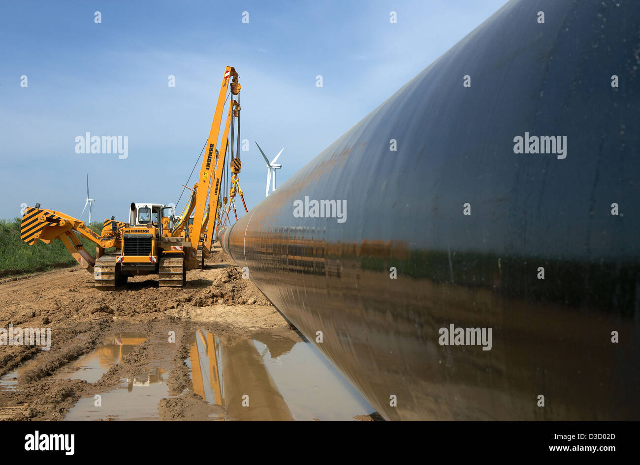 Schulzendorf, Germany, page tree caterpillar lift a Teilstueck the OPAL