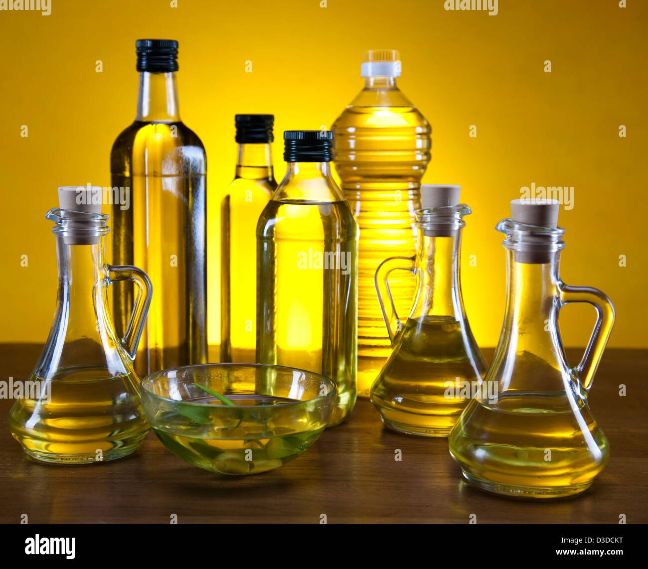 Extra virgin olive oil Stock Photo - Alamy
