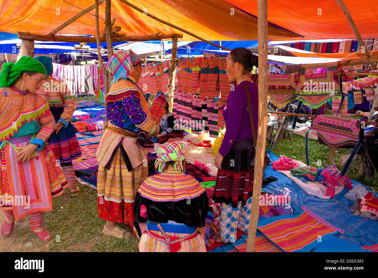 Vietnam, Can Cau Market. Flower Hmong minority Stock Photo