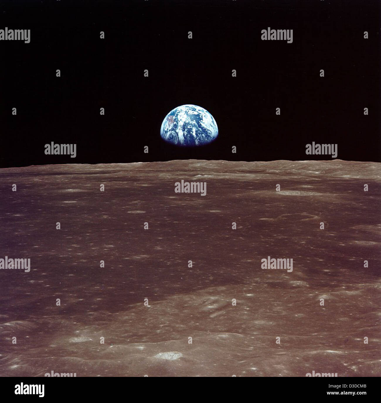 Archive: Apollo 11 Sees Earthrise (NASA, Marshall, 07/69) Stock Photo