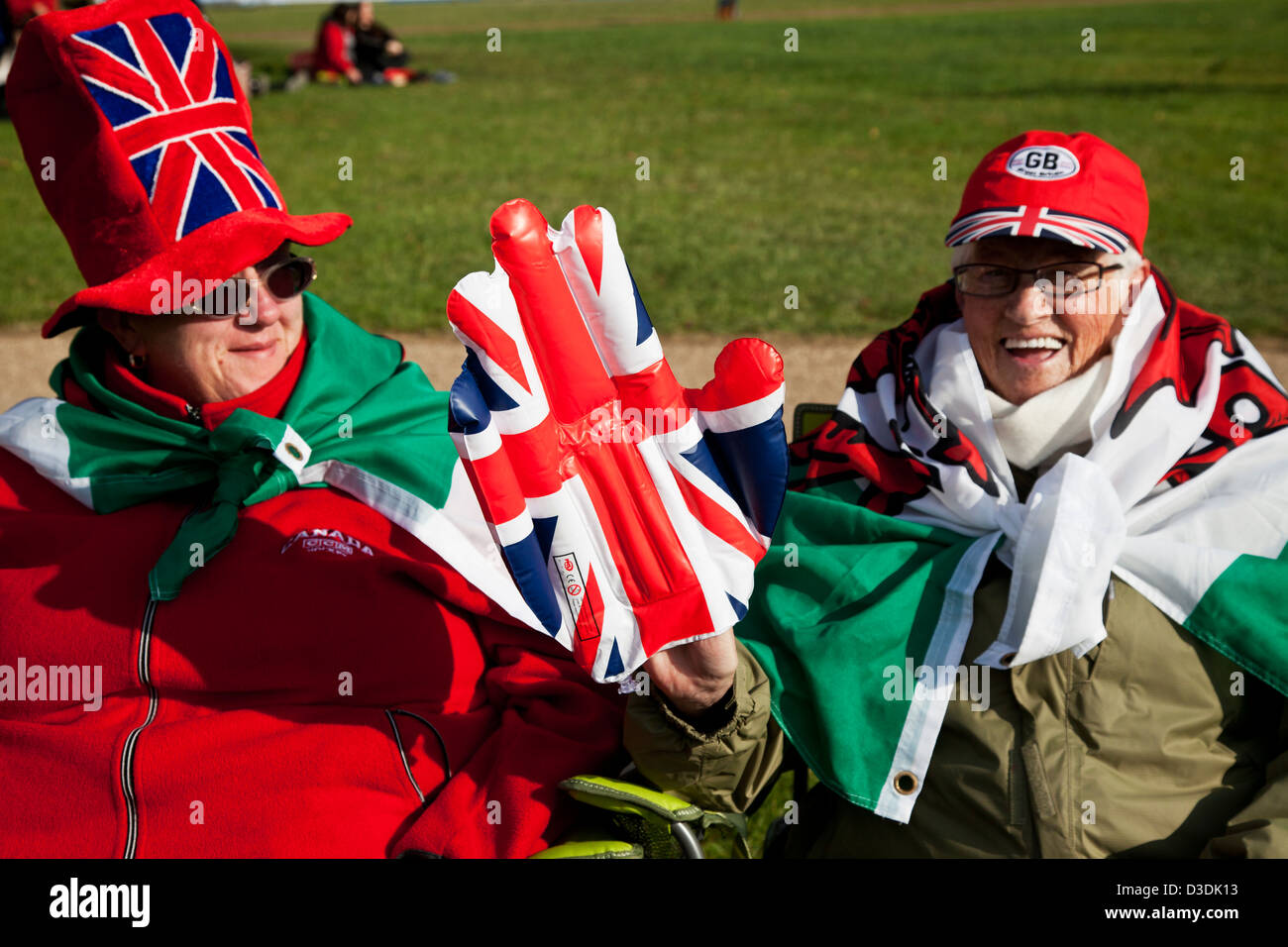Visitors to Queen's Diamond Jubilee celebrations are having fun in Hyde