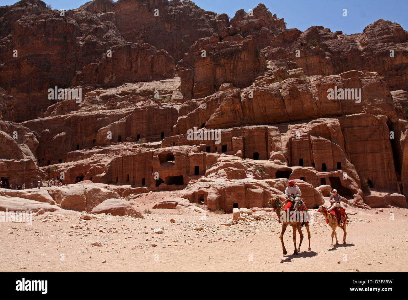 Ruins of petra hi-res stock photography and images - Alamy