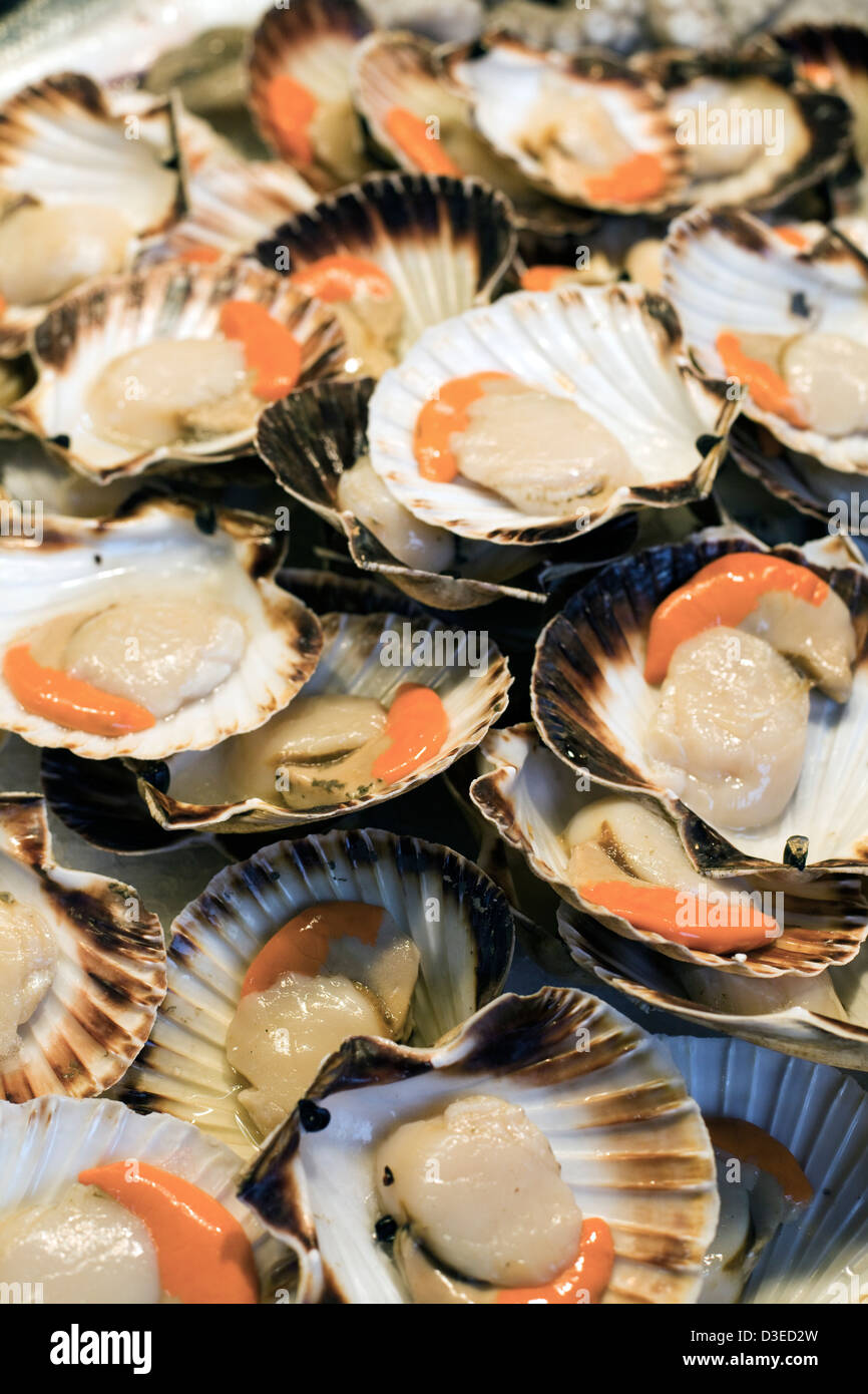 Scallops in shells hires stock photography and images Alamy