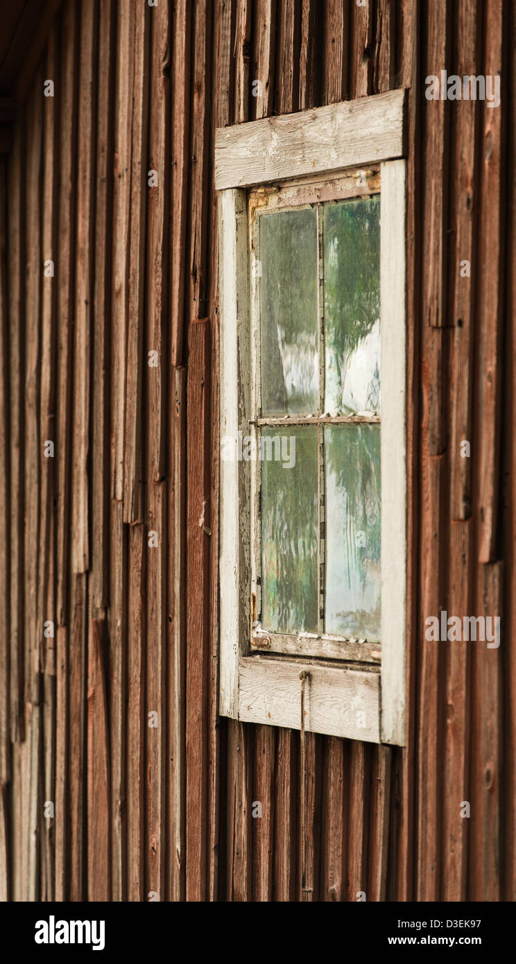 Old wooden house wall hi-res stock photography and images - Alamy