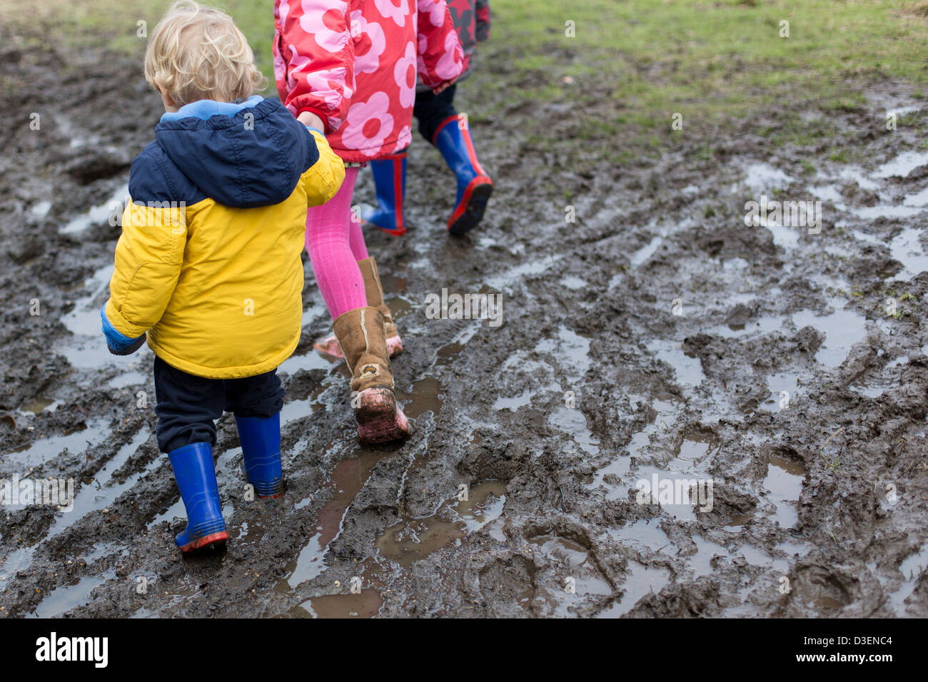 Muddy puddles hi-res stock photography and images - Alamy