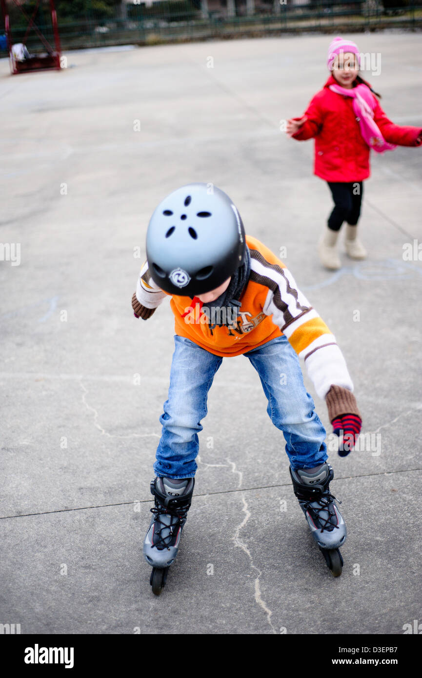 Skate Park Helmet High Resolution Stock Photography and Images Alamy
