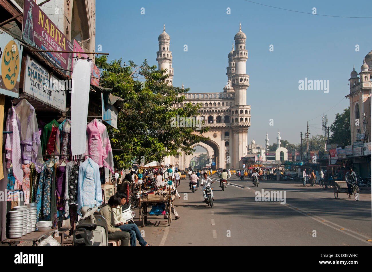 The Charminar 1591 mosque  Hyderabad Andhra Pradesh India east bank of Musi  northeast lies the Laad Bazaar Stock Photo