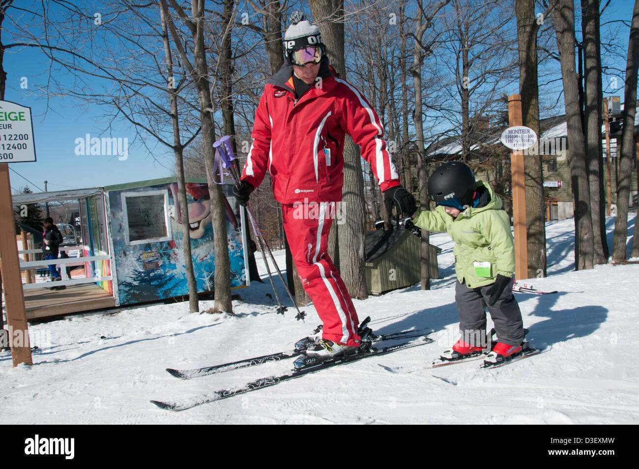 First Ski lesson of Alix, a three years old from Montreal who came with