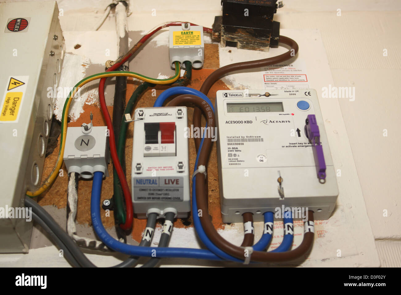 Electricity meter uk hi-res stock photography and images - Alamy