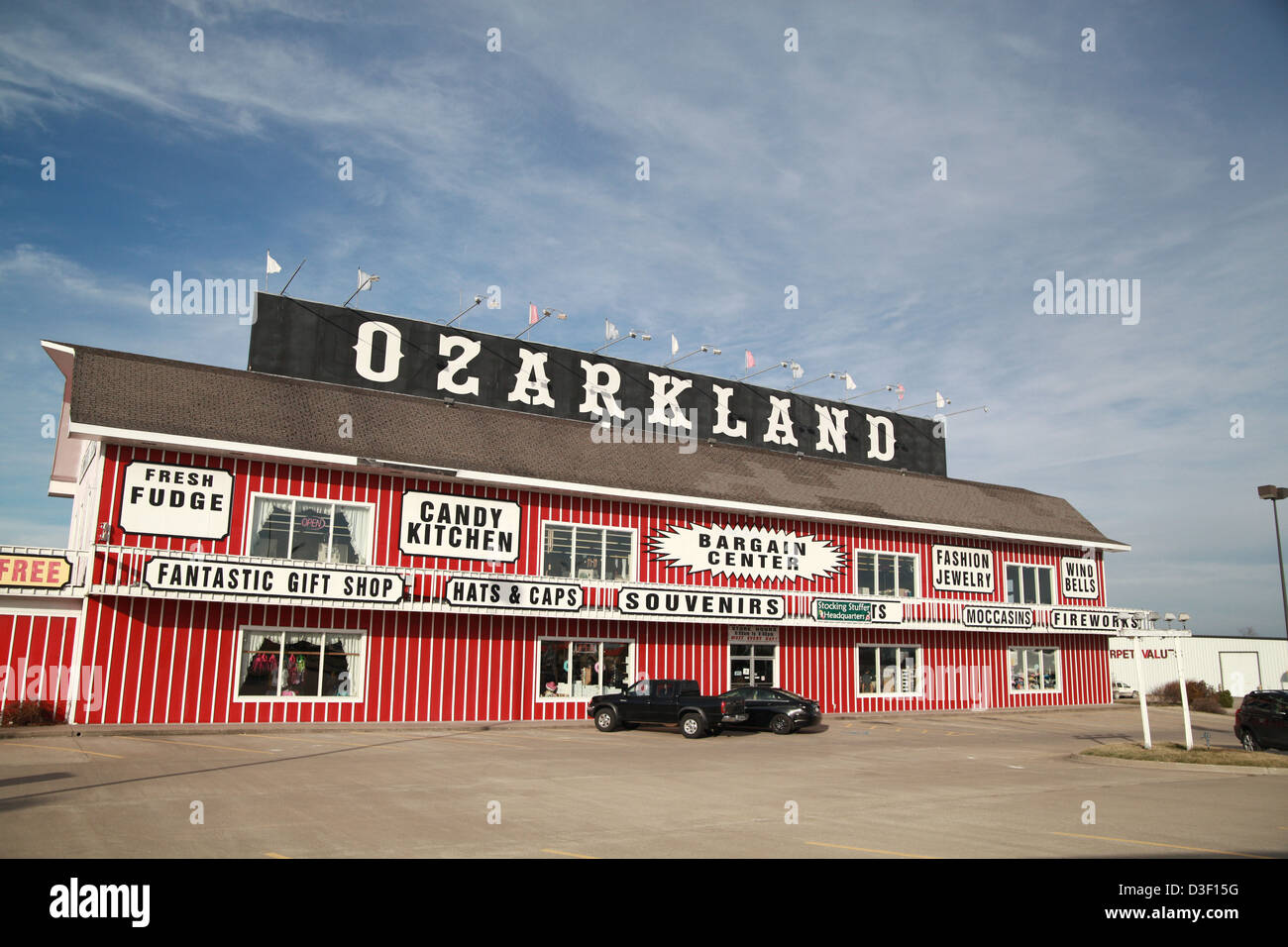 Exterior of Ozarkland, Kingdom City, Missouri Stock Photo Alamy
