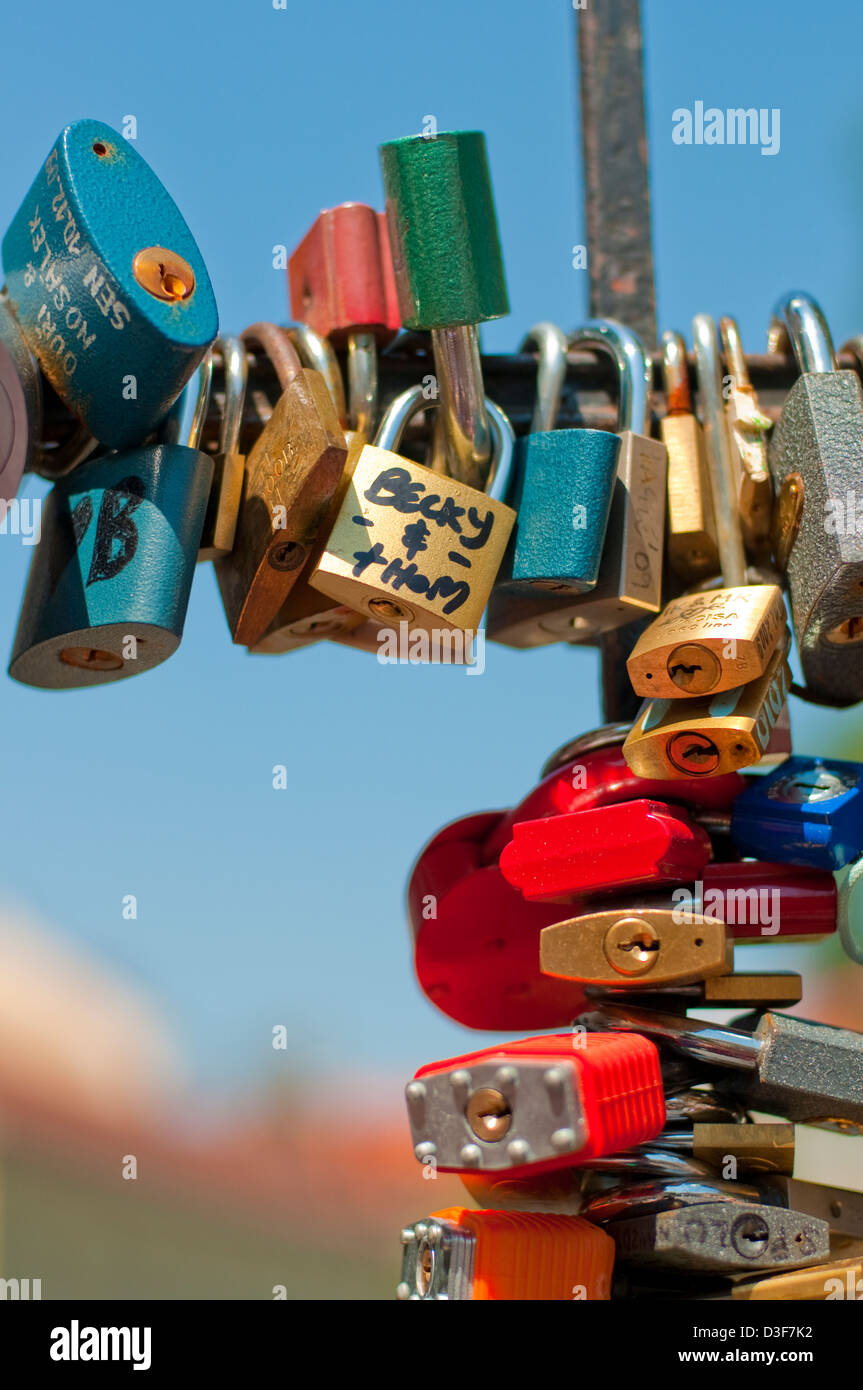 Padlock bridge in Prague, Czech Republic Stock Photo Alamy