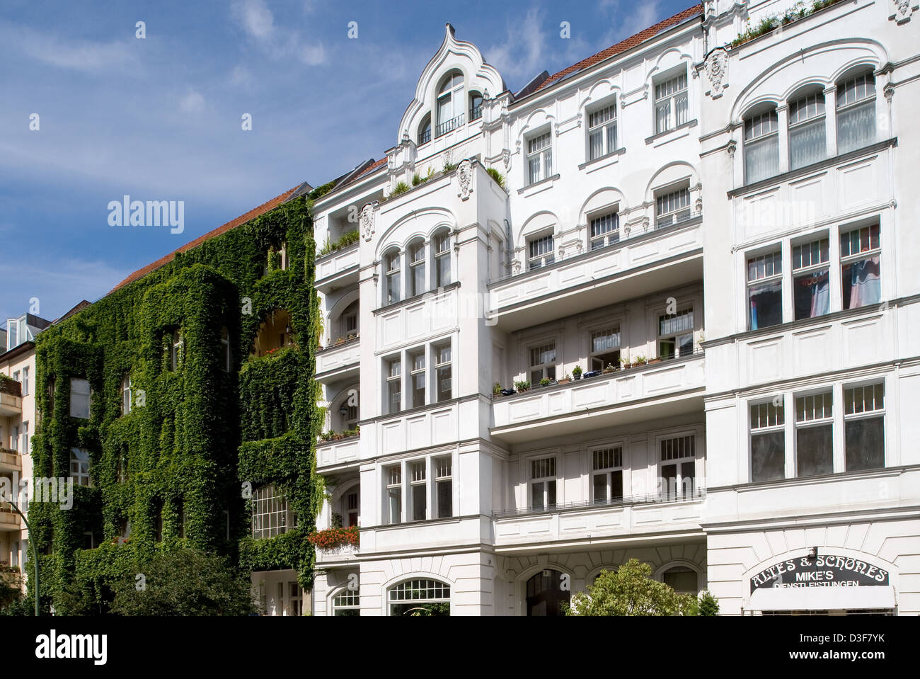 Historic residential houses in berlin hi-res stock photography and ...