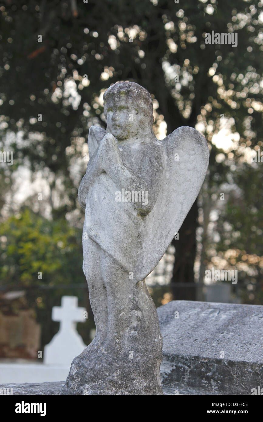 Angel statue in cemetery Stock Photo Alamy