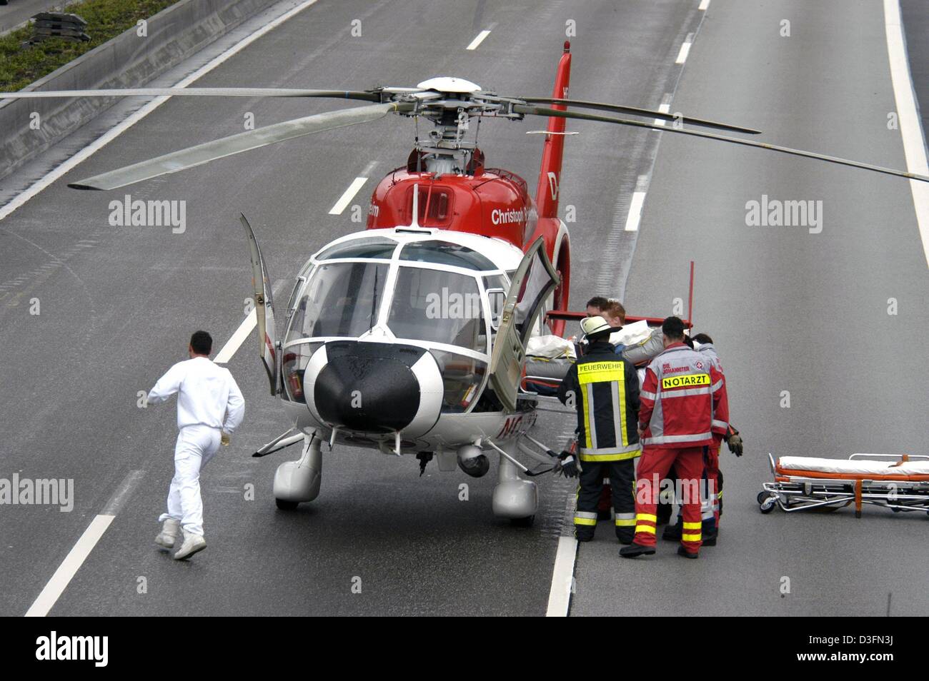Rescues motorway hi-res stock photography and images - Alamy