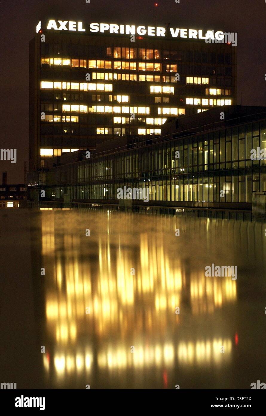 Publishing costs hi-res stock photography and images - Alamy