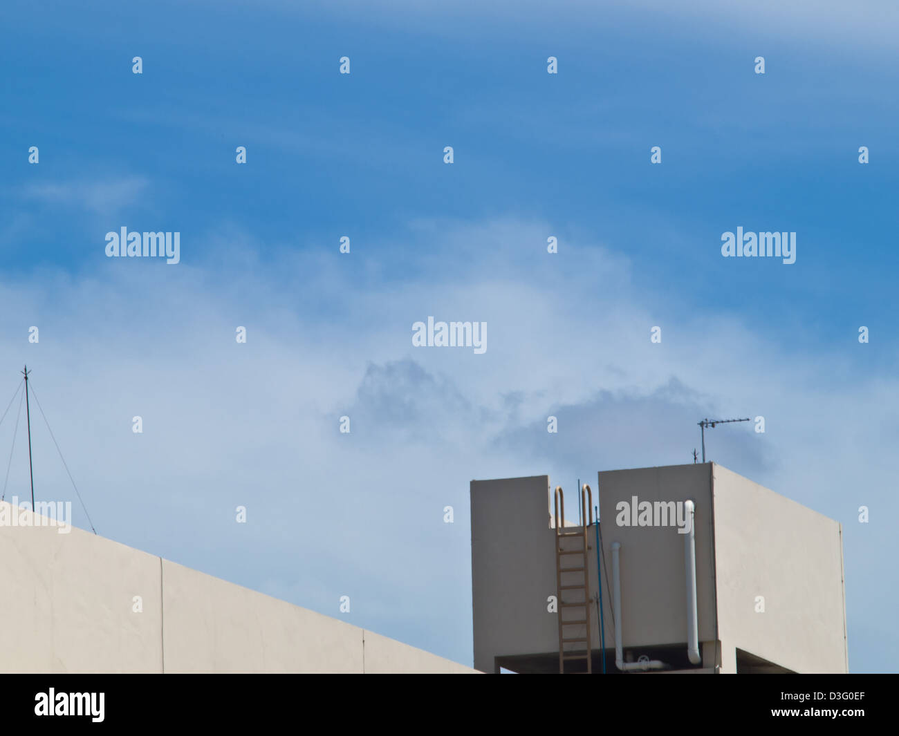 White wall and blue sky Stock Photo - Alamy