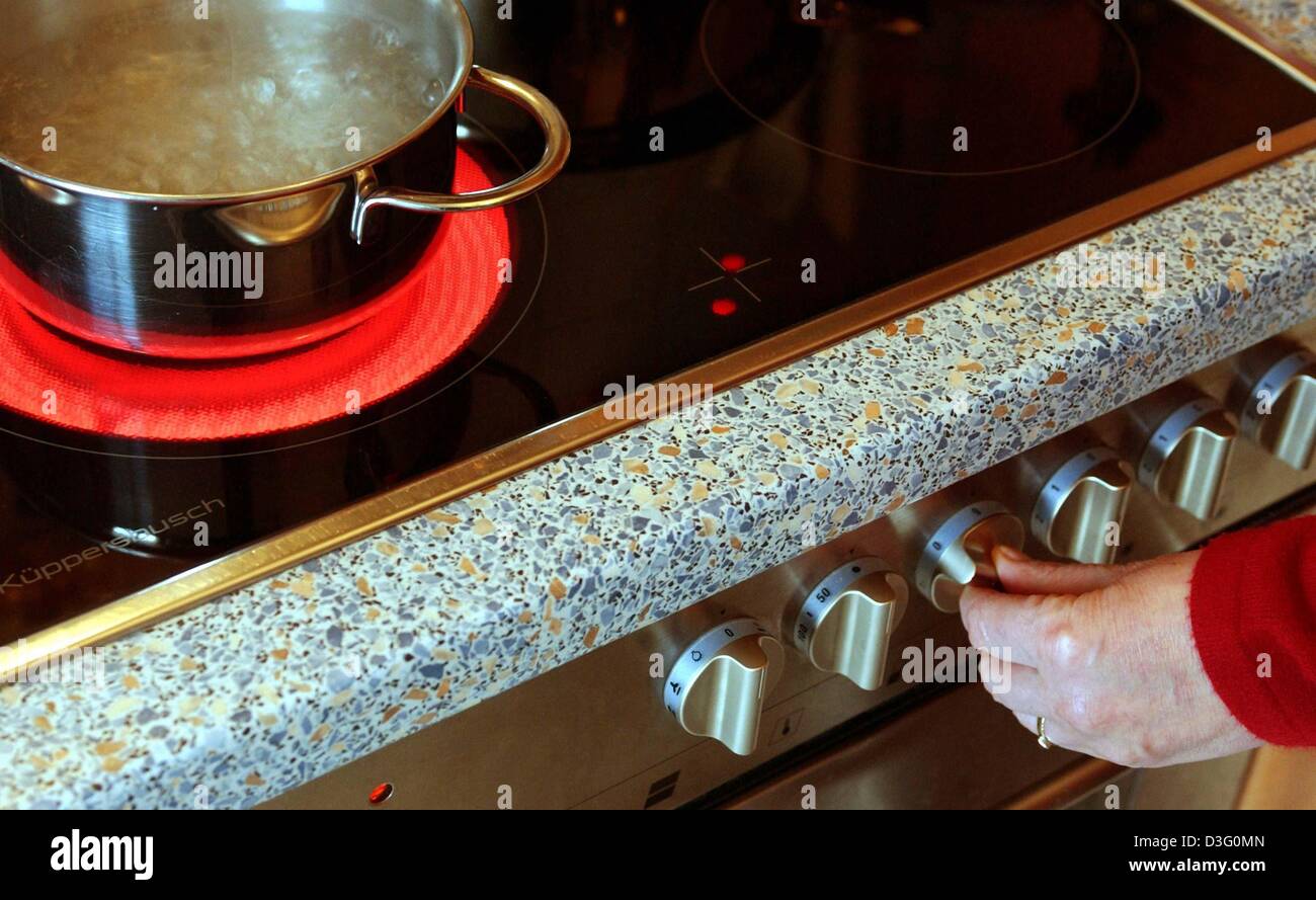 Dpa Water Boils In A Pot On An Electric Stove With A Red