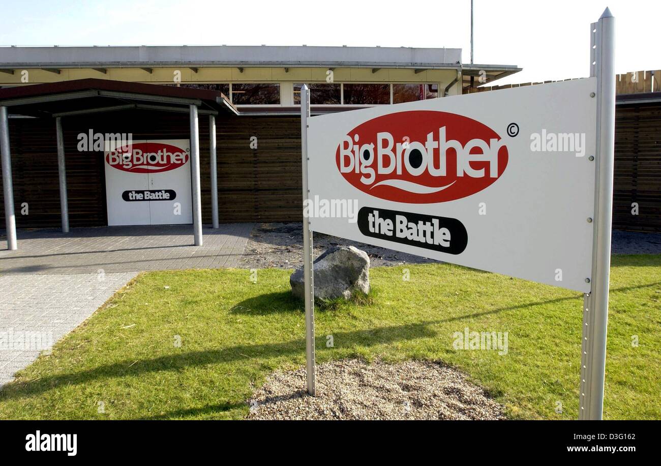 (dpa) - The 'Big Brother' sign stands in front of the Big Brother house in Ossendorf, a quarter in Cologne, 27 March 2003. The new show is subtitled 'The Battle'. In comparison to the previous Big Brother shows, the new show will divide the housemates in two teams: the winners and the losers. The winners will be accomodated and treated differently. The show will run from 31 March t Stock Photo