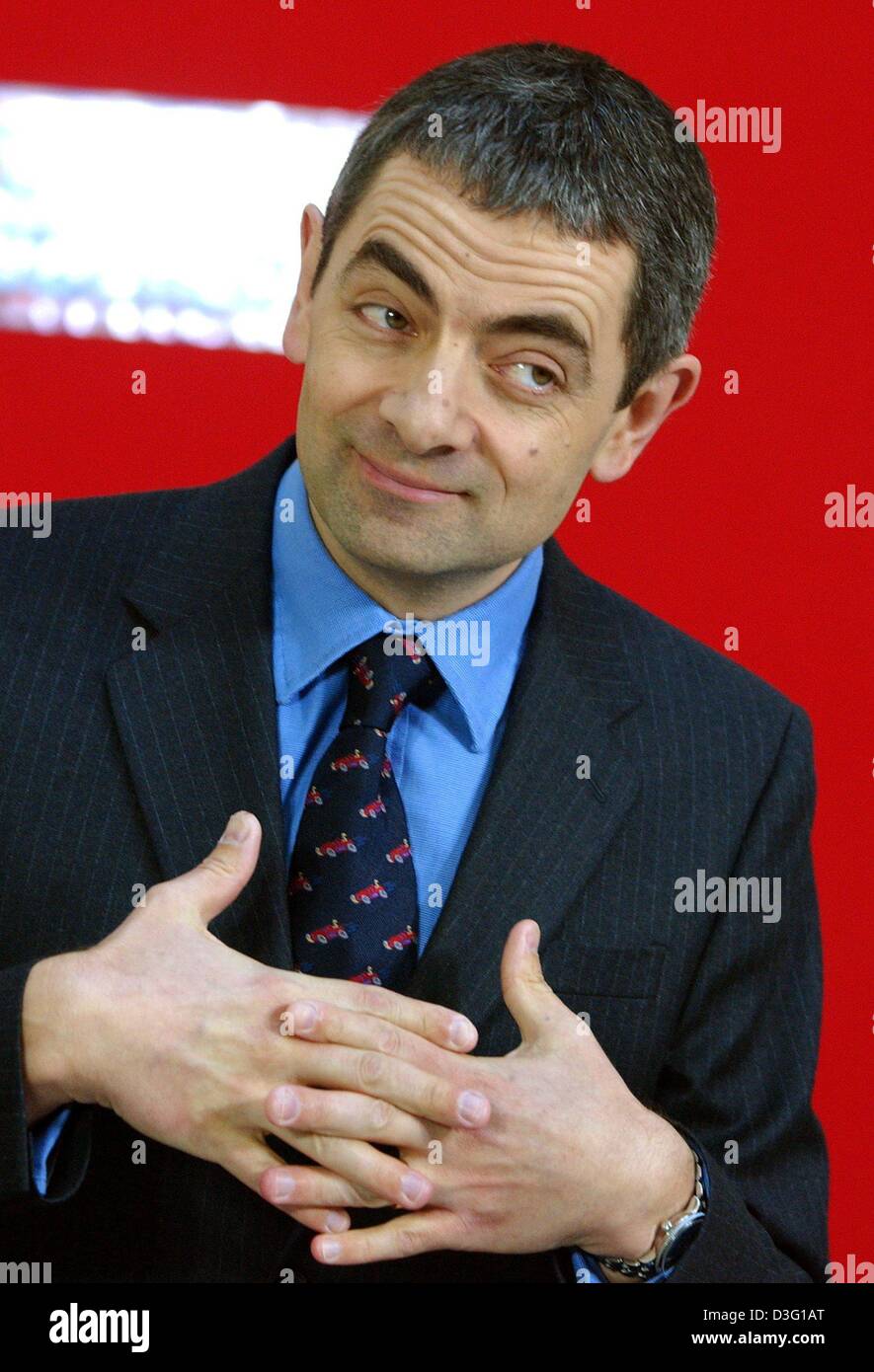 (dpa) - British comedian Rowan Atkinson ('Mr Bean') pictured in Berlin, 24 March 2003. He came to Berlin to present his new movie, the spy thriller spoof 'Johnny English'. Stock Photo