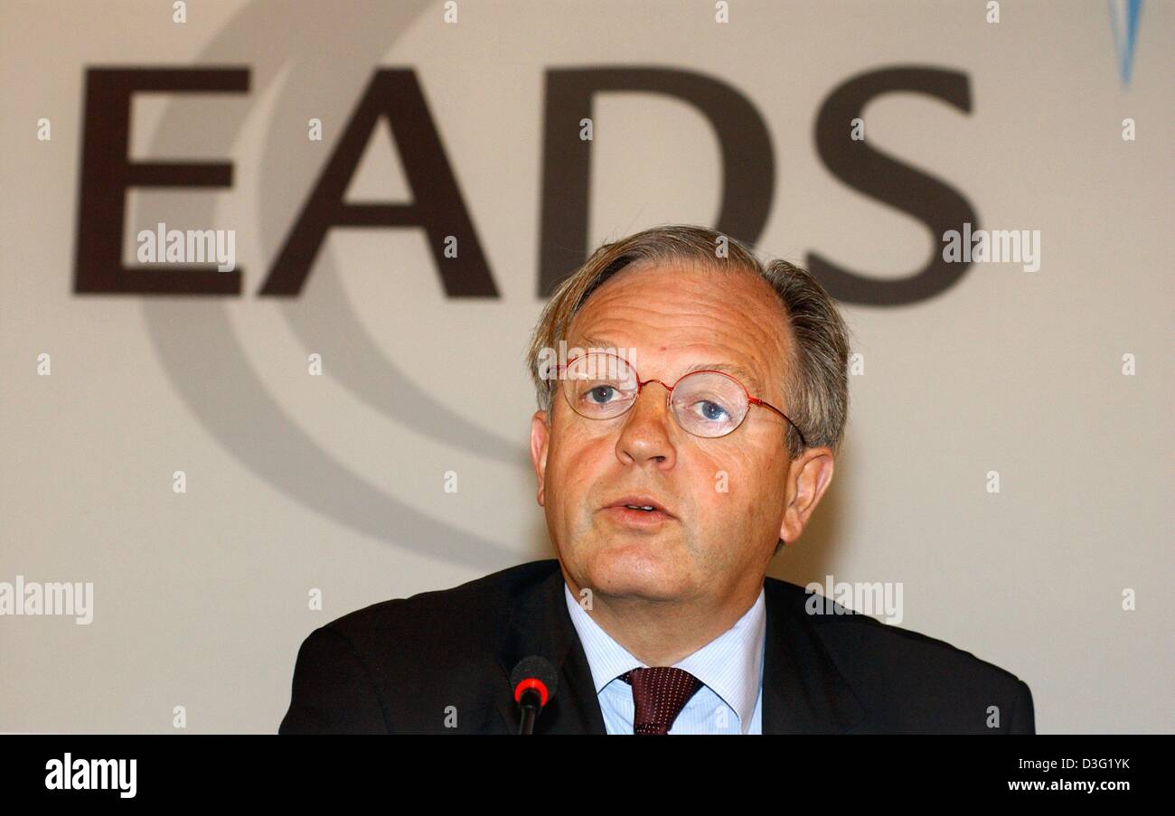 (dpa) Philippe Camus, one of the CEOs of the European Aeronautic