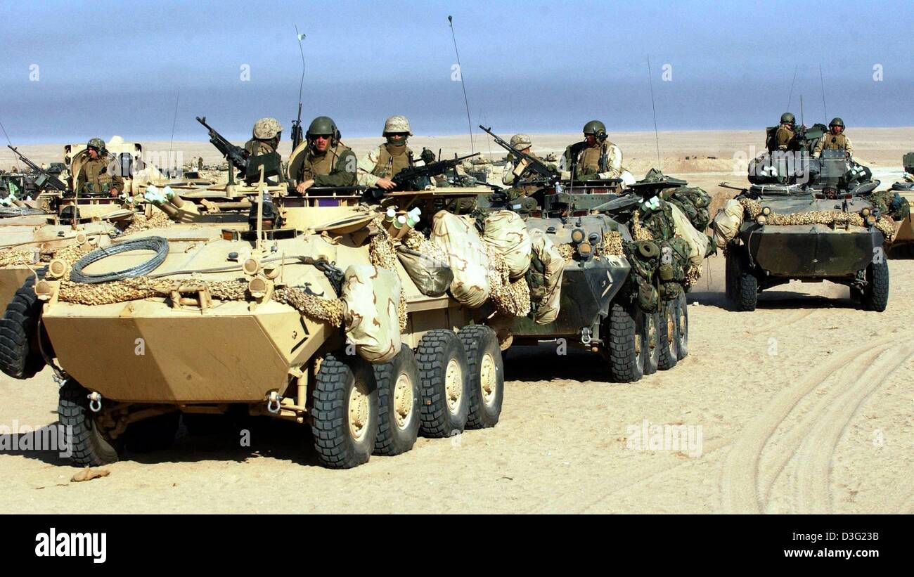 (dpa) - Light LAV tanks of the 3rd Light Amoured Reconnaissance