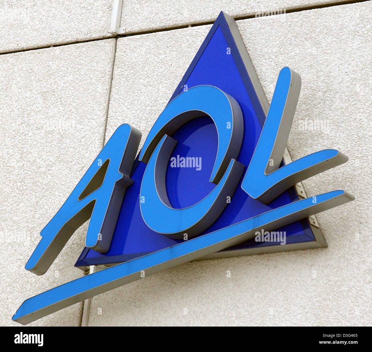 (dpa) - The logo of America Online (AOL), one of the world's largest Internet providers, is photographed on a building in Munich, Germany, 10 February 2003.  According to an AOL spokesperson, the company plans to cut 170 jobs in Germany in 2003. Stock Photo