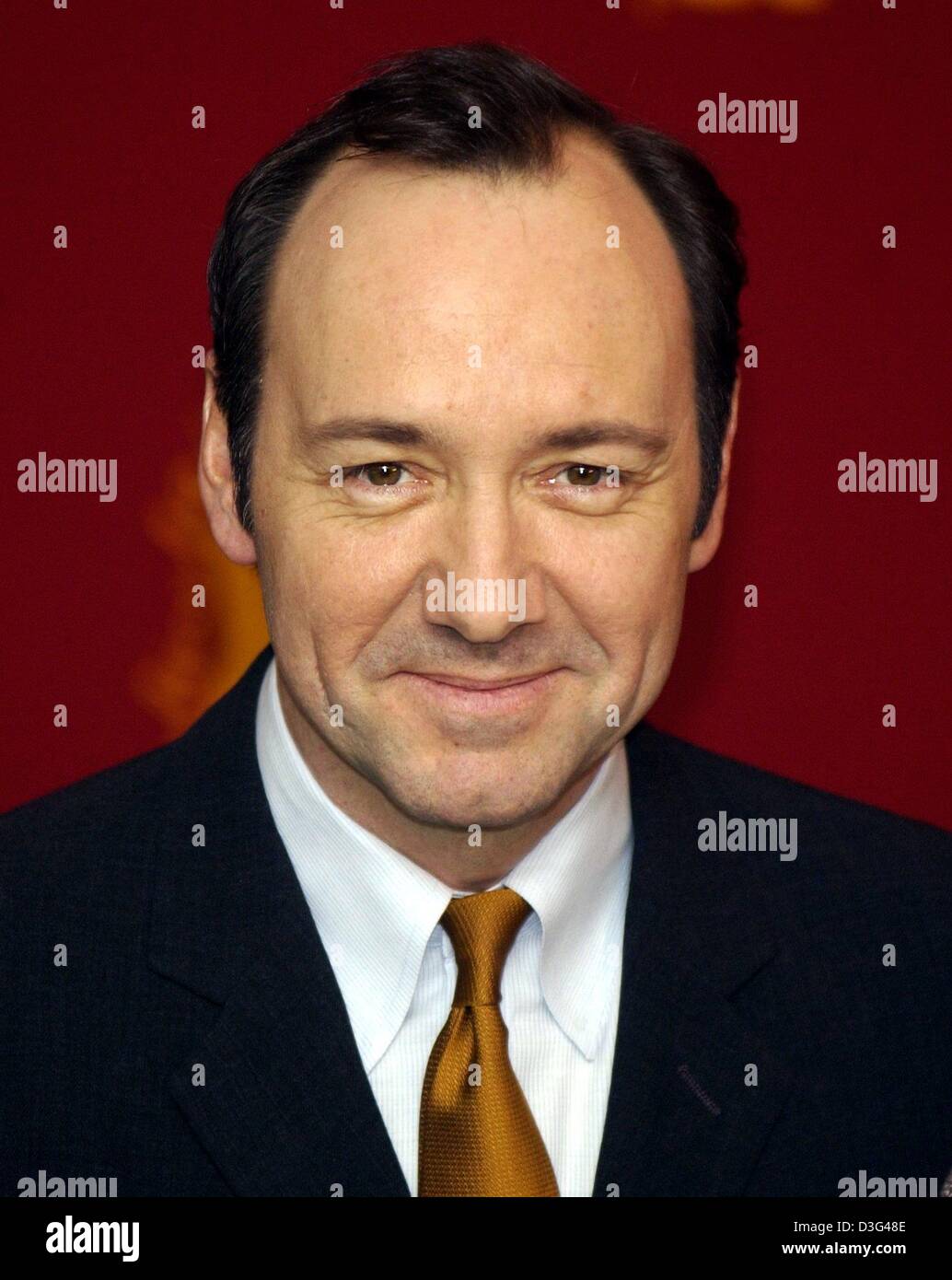 (dpa) - The US actor Kevin Spacey presents the US/British co-production