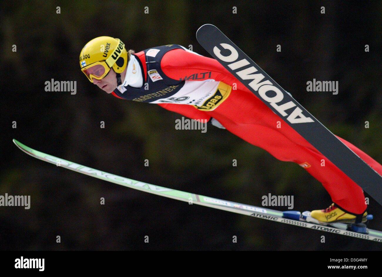 Saga Becks There is a need to dpa-finnish-ski-jumper-janne-ahonen-is-airborne-during-the-world-cup-D3G4MY.jpg