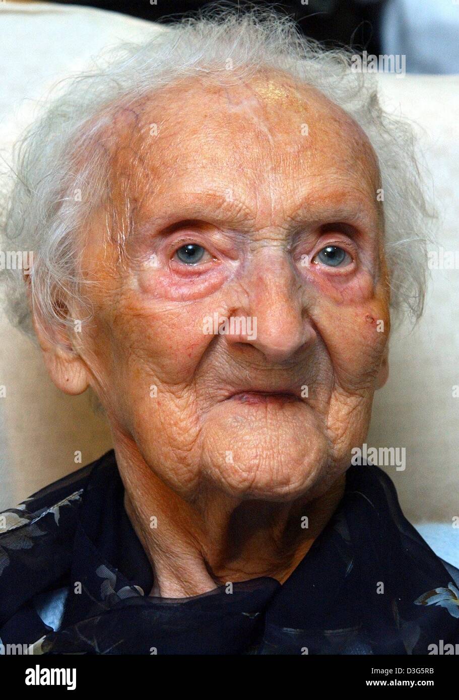 (dpa) - Retiree Gisela Metreweli is the oldest citizen of Bavaria, pictured in Ebersbach-Weichs, Germany, 10 October 2003. She is 110 years old. Stock Photo