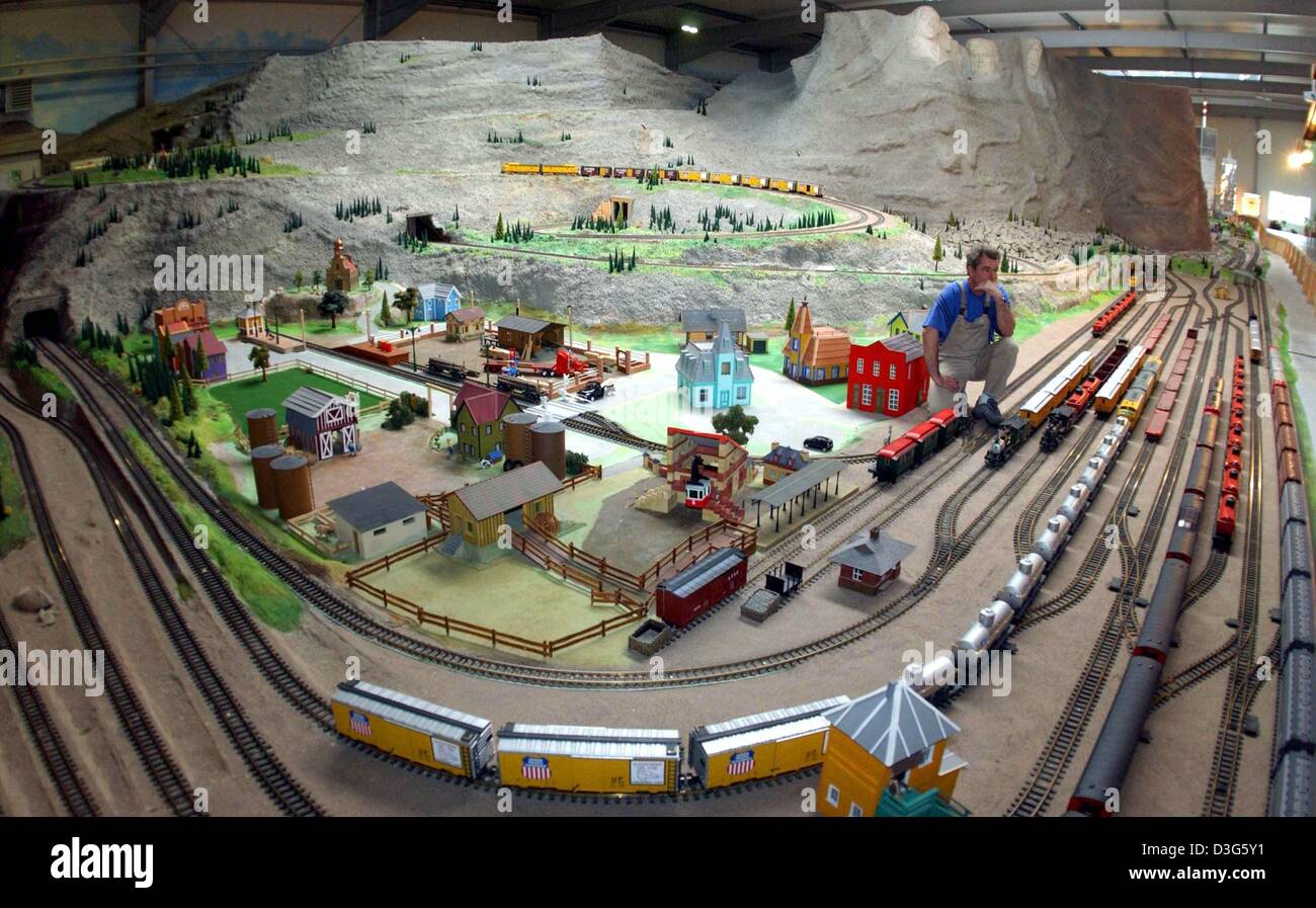 model railway track manufacturers