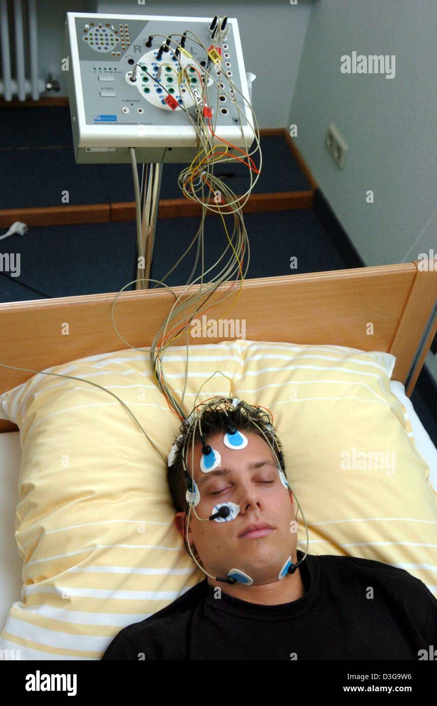 Health hth medical_research patient sleep_lab wires bed electrodes