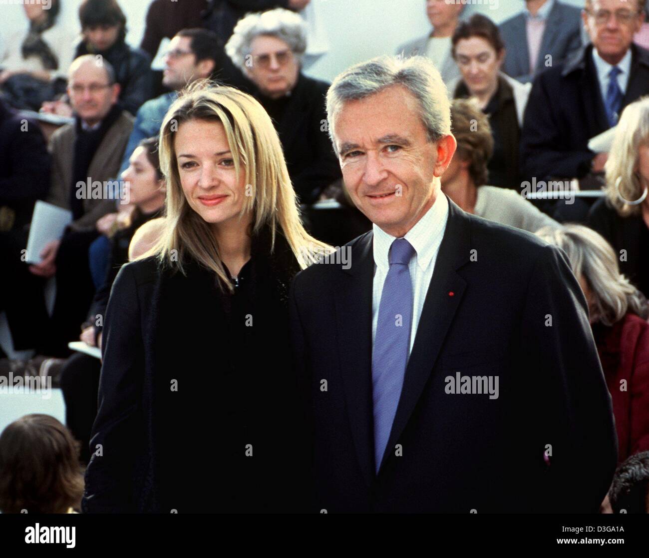 Paris, France on September 21, 2021. Bernard Arnault, CEO of LVMH, his  daughter Delphine Arnault, his son Antoine Arnault and his daughter-in-law  Natalia Vodianova during the opening of the exhibition of 'The