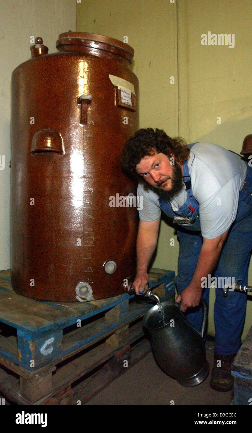 (dpa) Liquor maker Henning Schuett taps 40 per cent Holstein Coxbrand