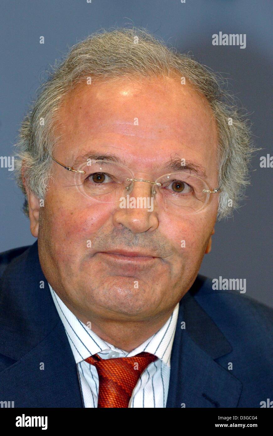 (dpa) - Hakki Keskin, Chairman of the Turkish community in Germany, pictured in Berlin, on Friday, 15 October 2004. Stock Photo